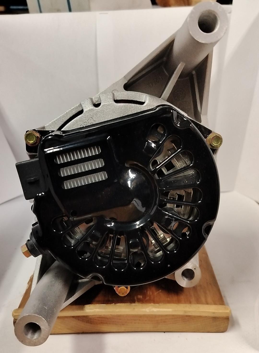 Alternator 4G 130A KFDA-7780