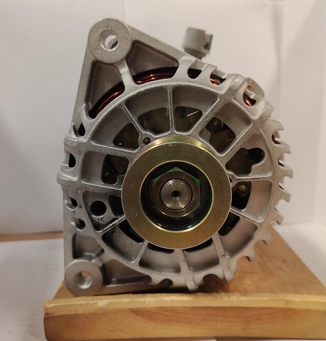 Alternator Ford Focus 6G ZTEC ENG KFDA-8260