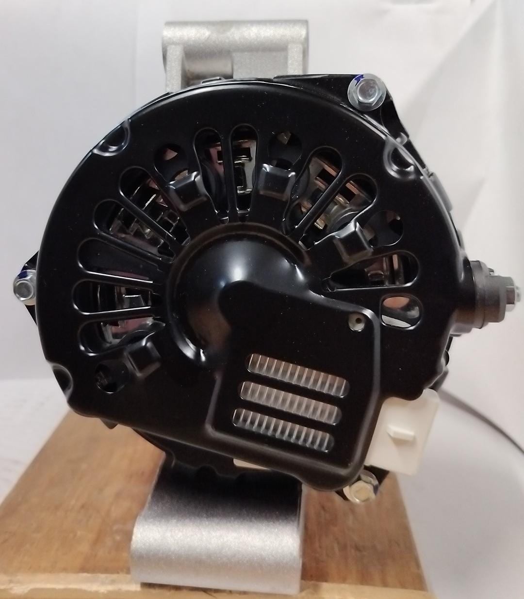 Alternator 4G 130A SEC ALT IN DUAL KFDA-8522