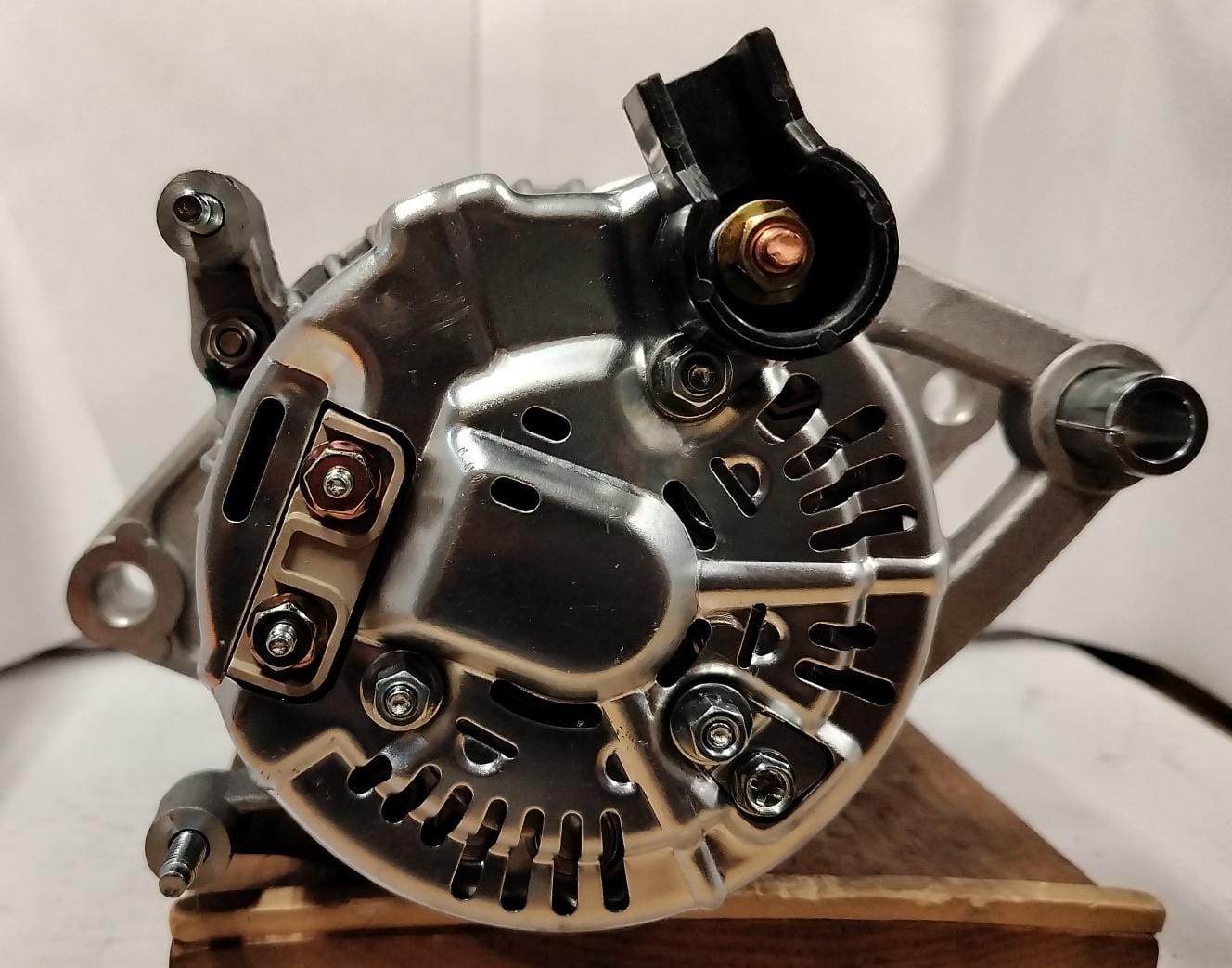 ALTERNATOR DENSO 90A E/R KA-13354