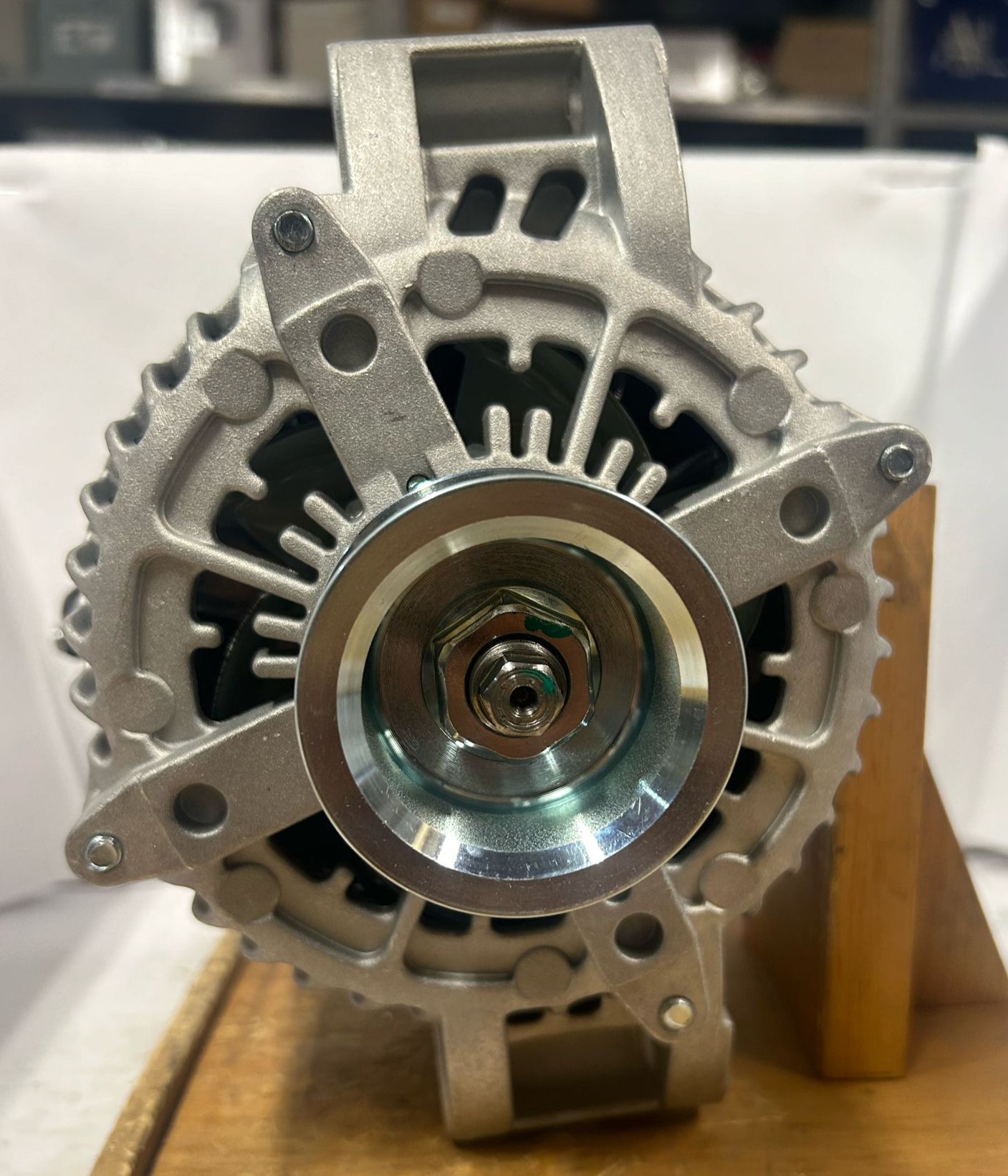 Alternator Denso FORD 12V 200A KA-11641