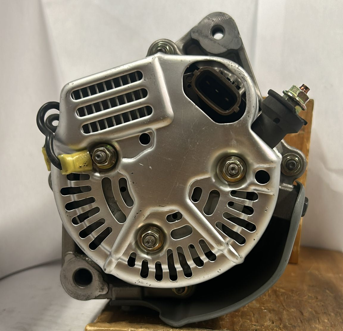 ALTERNATOR TOYOTA KA-13536