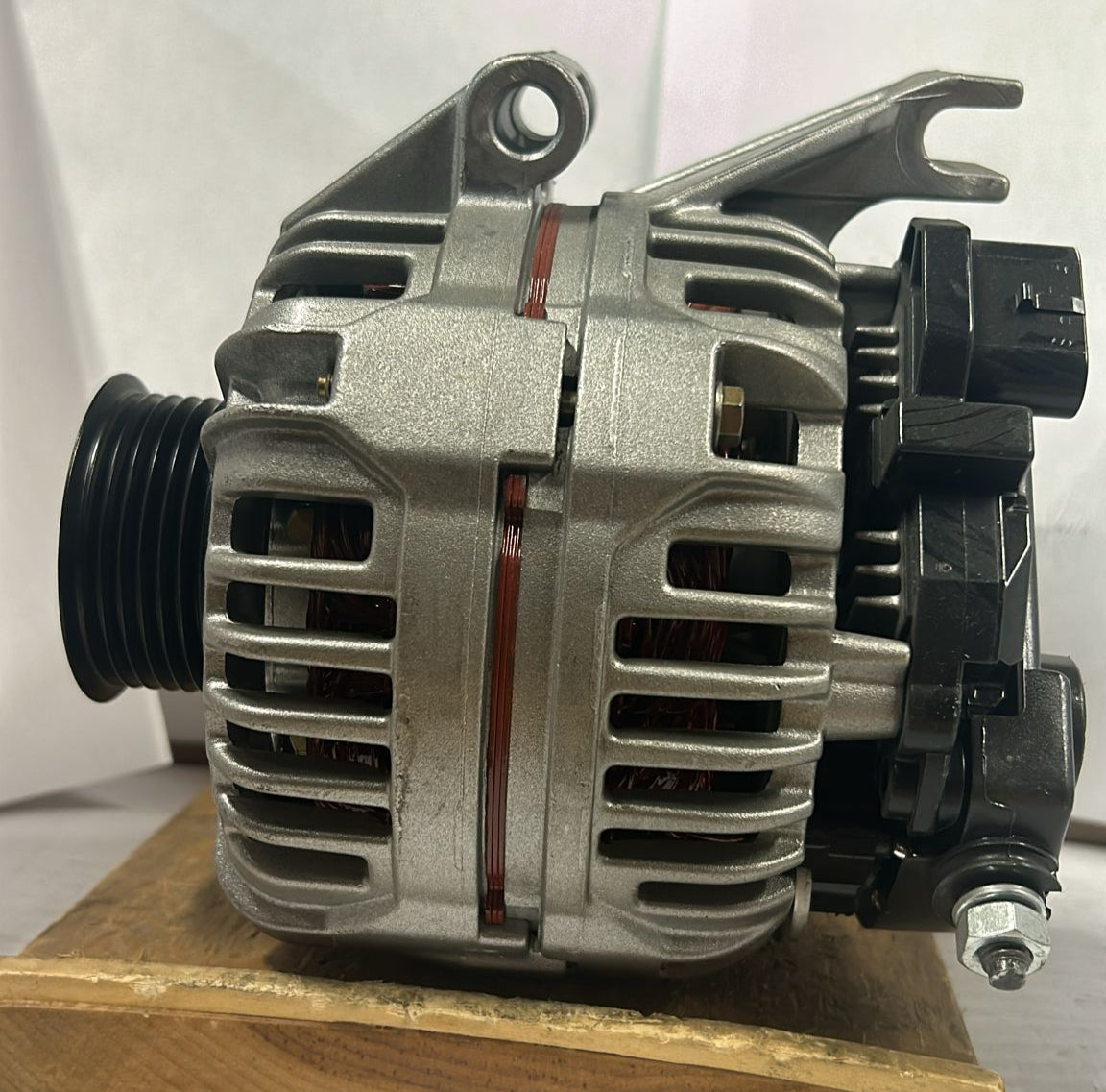 ALTERNATOR CHEV/GMC 105A KA-13770