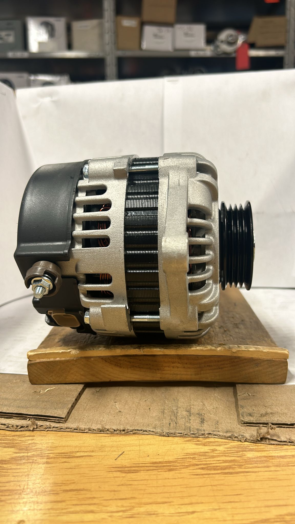 ALTERNATOR KIA(L-8) KA-13948