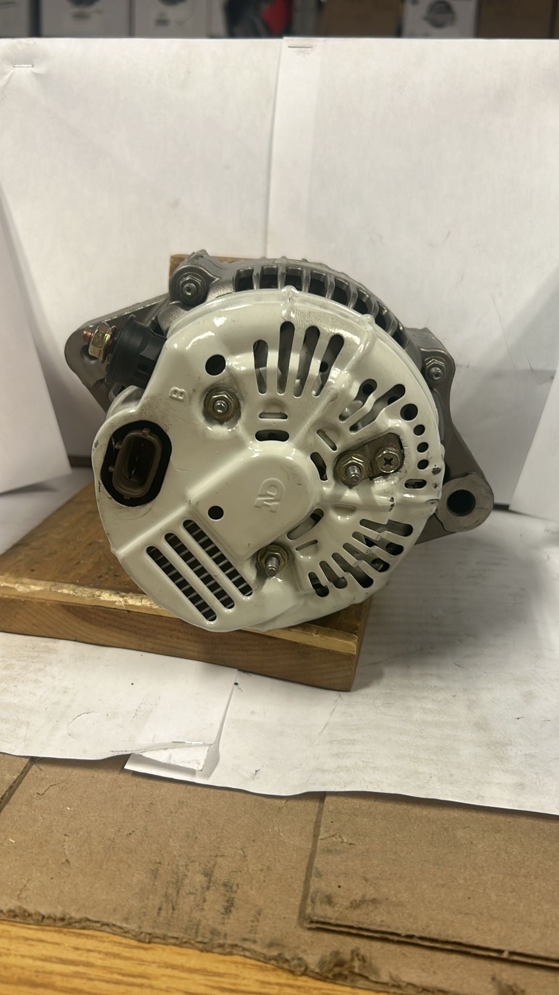 ALTERNATOR 12V P-IG-L 102211-3150-180A