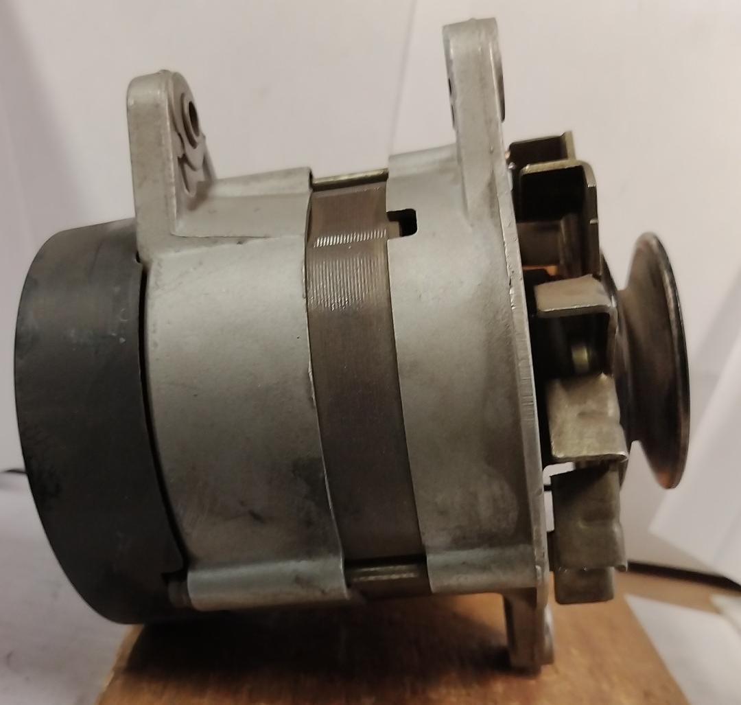 ALTERNATOR HITACHI KA120-05B.